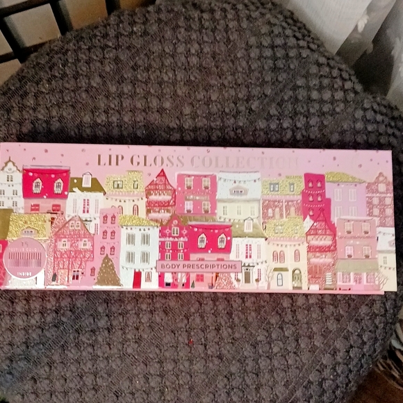 #24. Lip Gloss set💋By Body Prescriptions NWT❤️❤️❤️❤️ - Picture 1 of 7